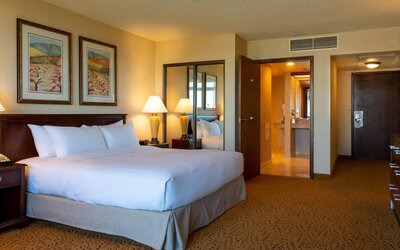 DoubleTree by Hilton San Jose