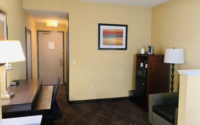 Country Inn & Suites by Radisson, San Jose International Airport, CA