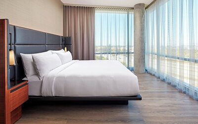 AC Hotel by Marriott San Jose Santa Clara