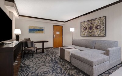 Embassy Suites by Hilton Santa Clara Silicon Valley