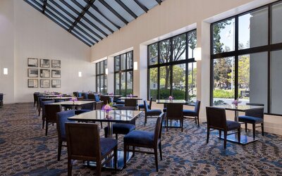 Embassy Suites by Hilton Santa Clara Silicon Valley