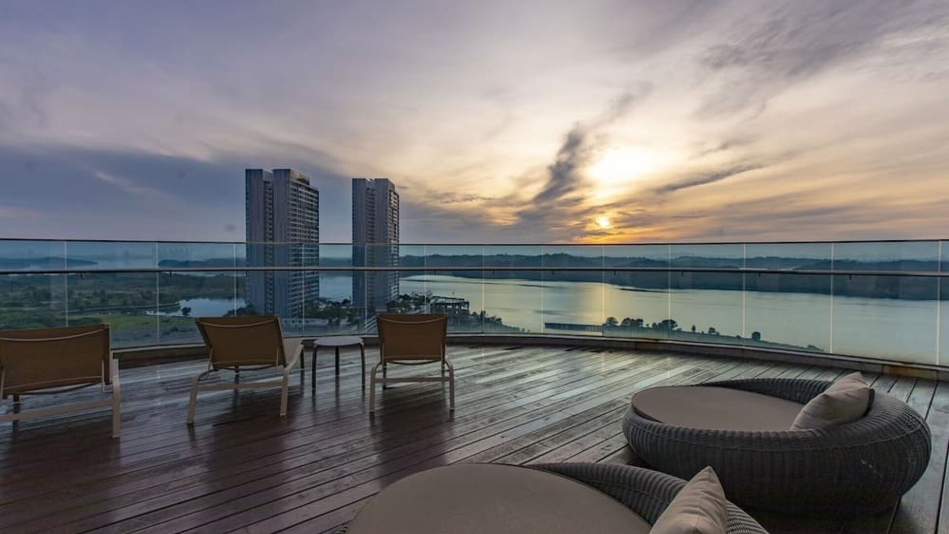 Beautiful rooftop terrace at Fraser Place Puteri Harbour.