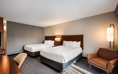 Room, 1 King Bed, Accessible (Hearing)