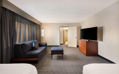 Sonesta Select San Jose Airport