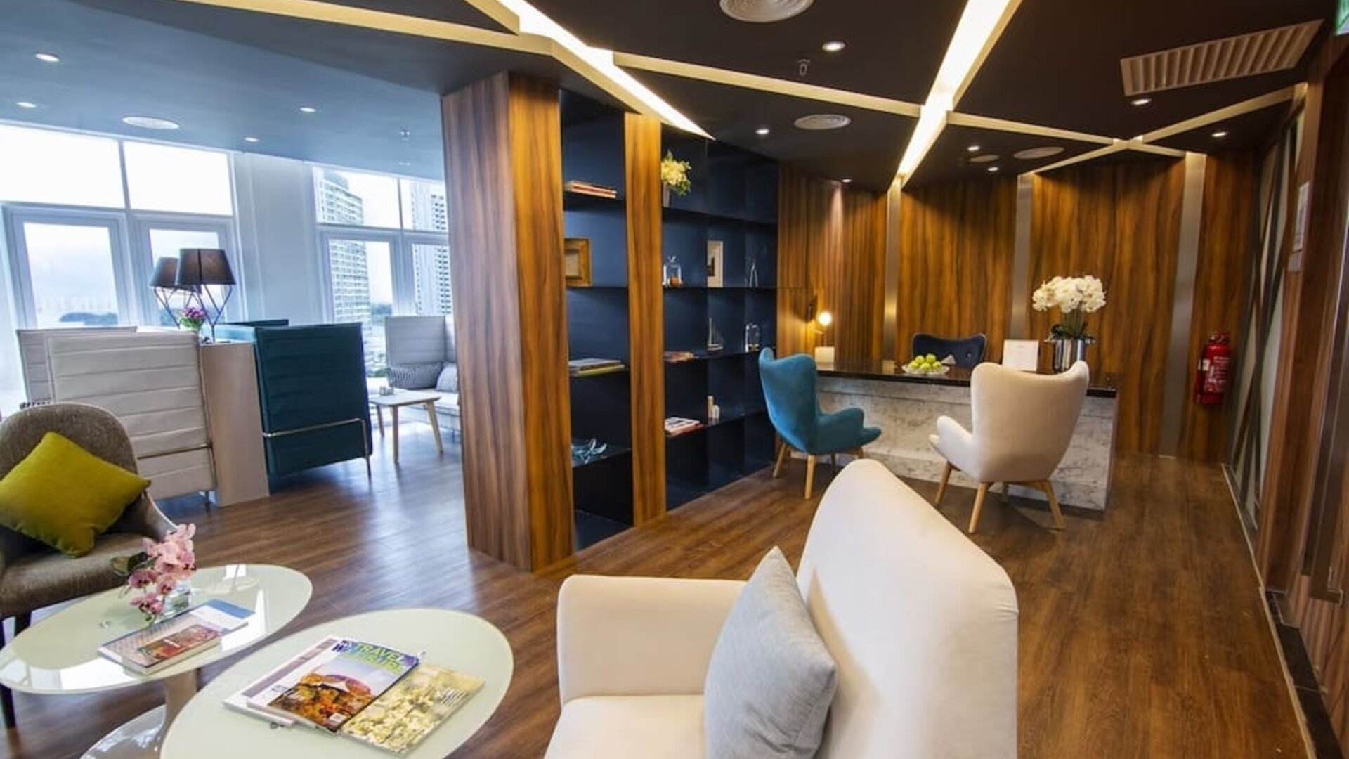 Coworking and lounge area at Fraser Place Puteri Harbour.