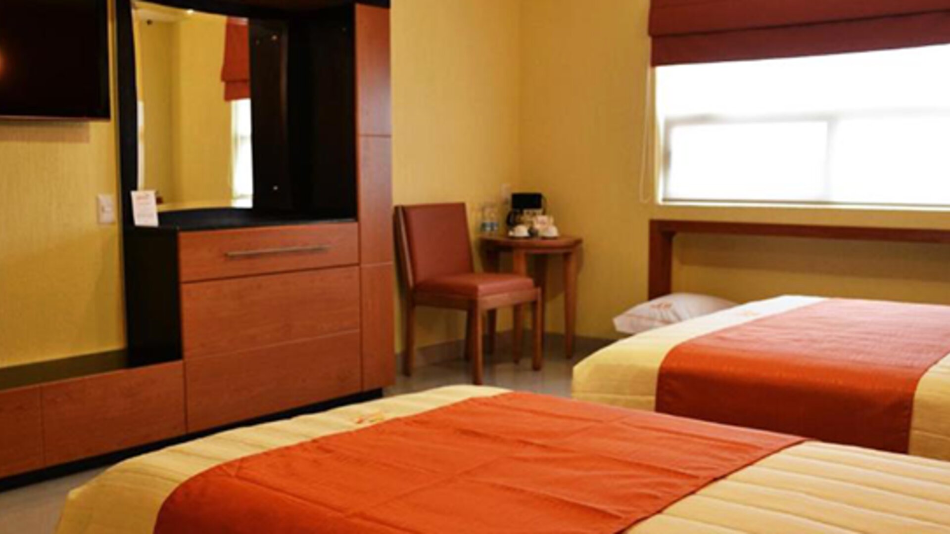 Hostalia Hotel Expo & Business Class