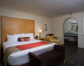 Menlo Park Inn