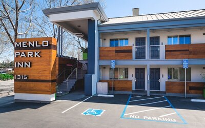 Menlo Park Inn