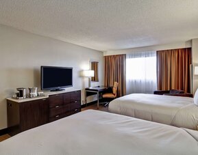 DoubleTree by Hilton Hotel Pleasanton at the Club