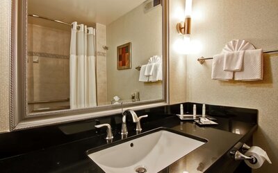 DoubleTree by Hilton Hotel Pleasanton at the Club