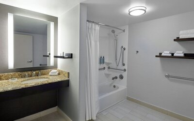 Courtyard by Marriott Pleasanton