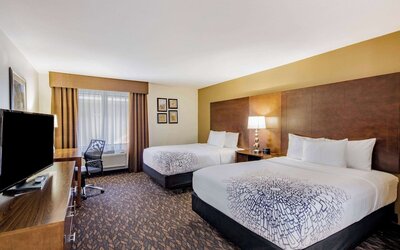 La Quinta Inn & Suites by Wyndham Oakland - Hayward