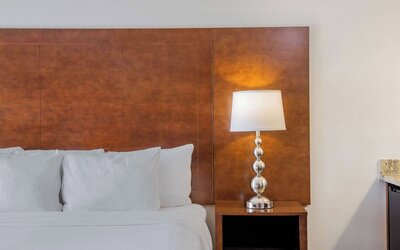 La Quinta Inn & Suites by Wyndham Oakland - Hayward