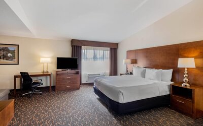 La Quinta Inn & Suites by Wyndham Oakland - Hayward