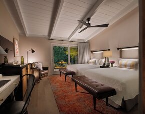 The Cottages Hotel