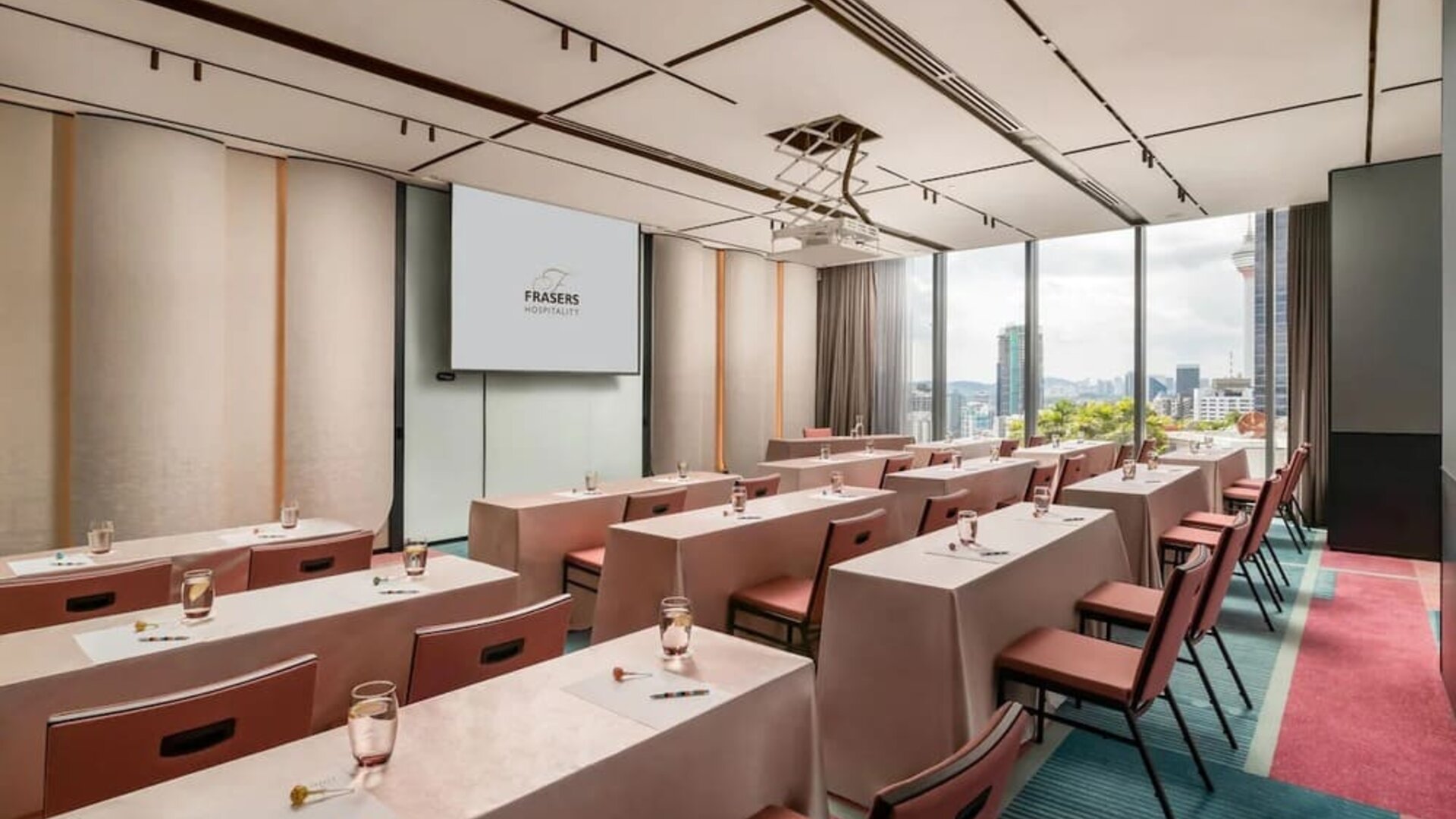 Professional meeting room at Capri By Fraser Bukit Bintang.