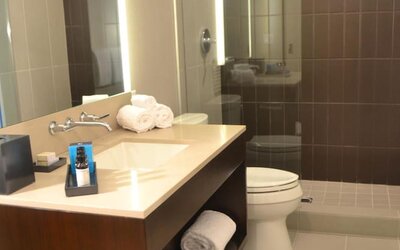 Hotel Lucent