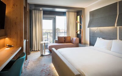 Hotel Nia, Autograph Collection