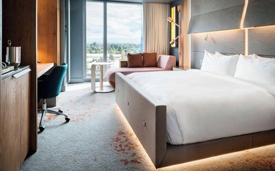 Hotel Nia, Autograph Collection