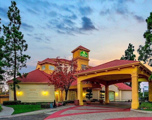 La Quinta Inn & Suites by Wyndham Fremont / Silicon Valley