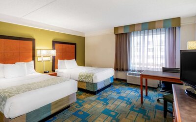La Quinta Inn & Suites by Wyndham Fremont / Silicon Valley
