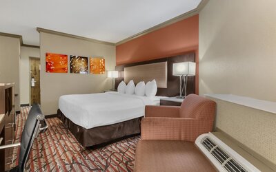 Best Western Plus Brookside Inn