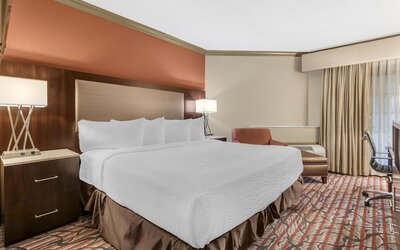 Best Western Plus Brookside Inn