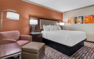 Best Western Plus Brookside Inn
