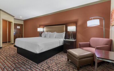 Best Western Plus Brookside Inn