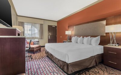 Best Western Plus Brookside Inn