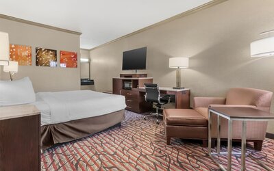Best Western Plus Brookside Inn