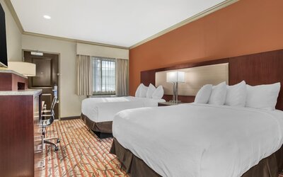 Best Western Plus Brookside Inn