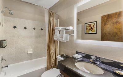 Best Western Plus Brookside Inn