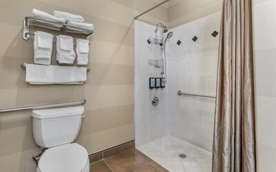 Best Western Plus Brookside Inn