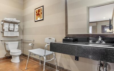 Best Western Plus Brookside Inn