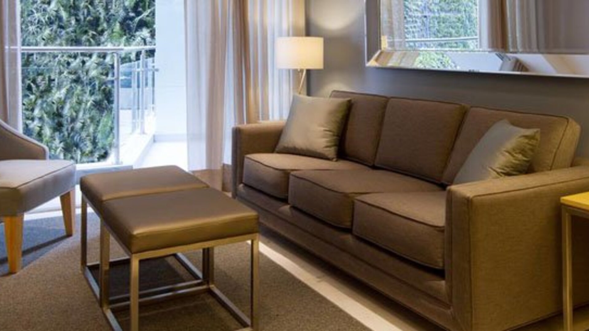 Hotel Pennsylvania Suites