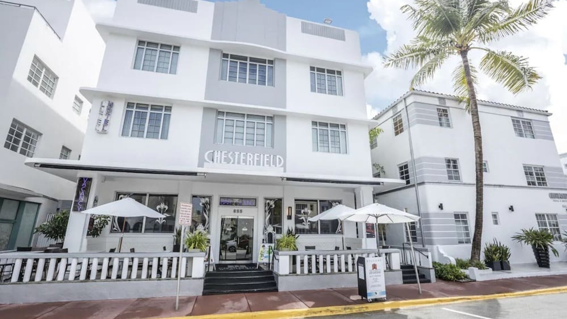 Hotel art deco exterior at Chesterfield Hotel & Suites.