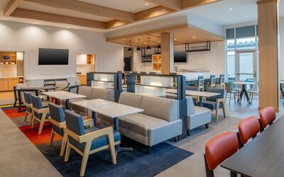 Hyatt House Fresno Campus Pointe