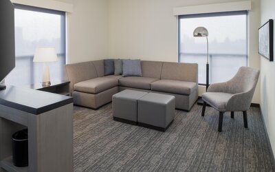 Hyatt House Fresno Campus Pointe
