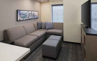Hyatt House Fresno Campus Pointe