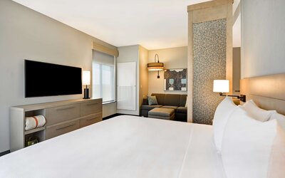 Hyatt Place Fresno
