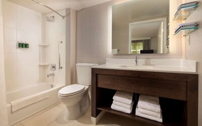 Sonesta ES Suites Fresno