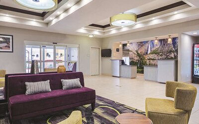 La Quinta Inn & Suites by Wyndham Fresno Northwest