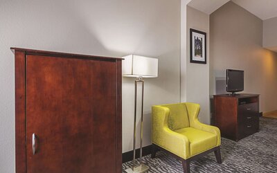 La Quinta Inn & Suites by Wyndham Fresno Northwest