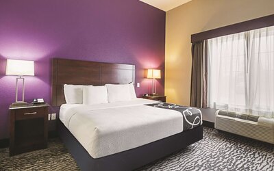 La Quinta Inn & Suites by Wyndham Fresno Northwest