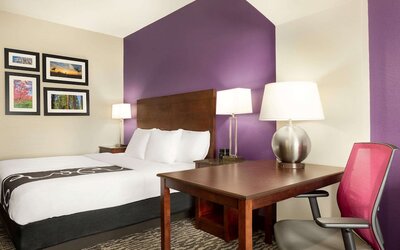 La Quinta Inn & Suites by Wyndham Fresno Northwest