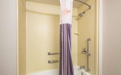 La Quinta Inn & Suites by Wyndham Fresno Northwest