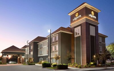 La Quinta Inn & Suites by Wyndham Fresno Northwest