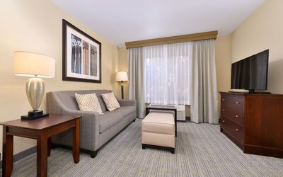 Homewood Suites by Hilton Fresno