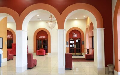 Ramada by Wyndham Fresno North